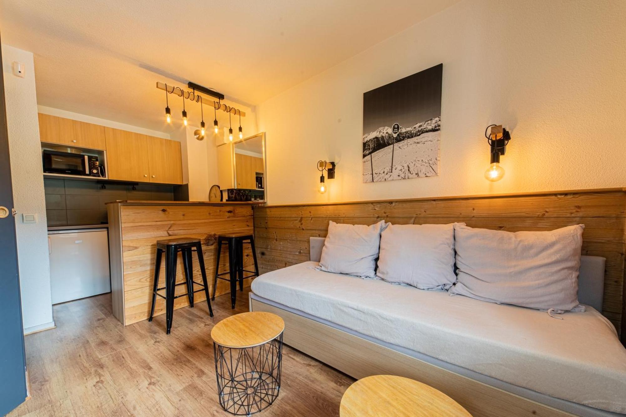 Апартаменти Courchevel Au Pied Des Pistes, La Tania Екстер'єр фото