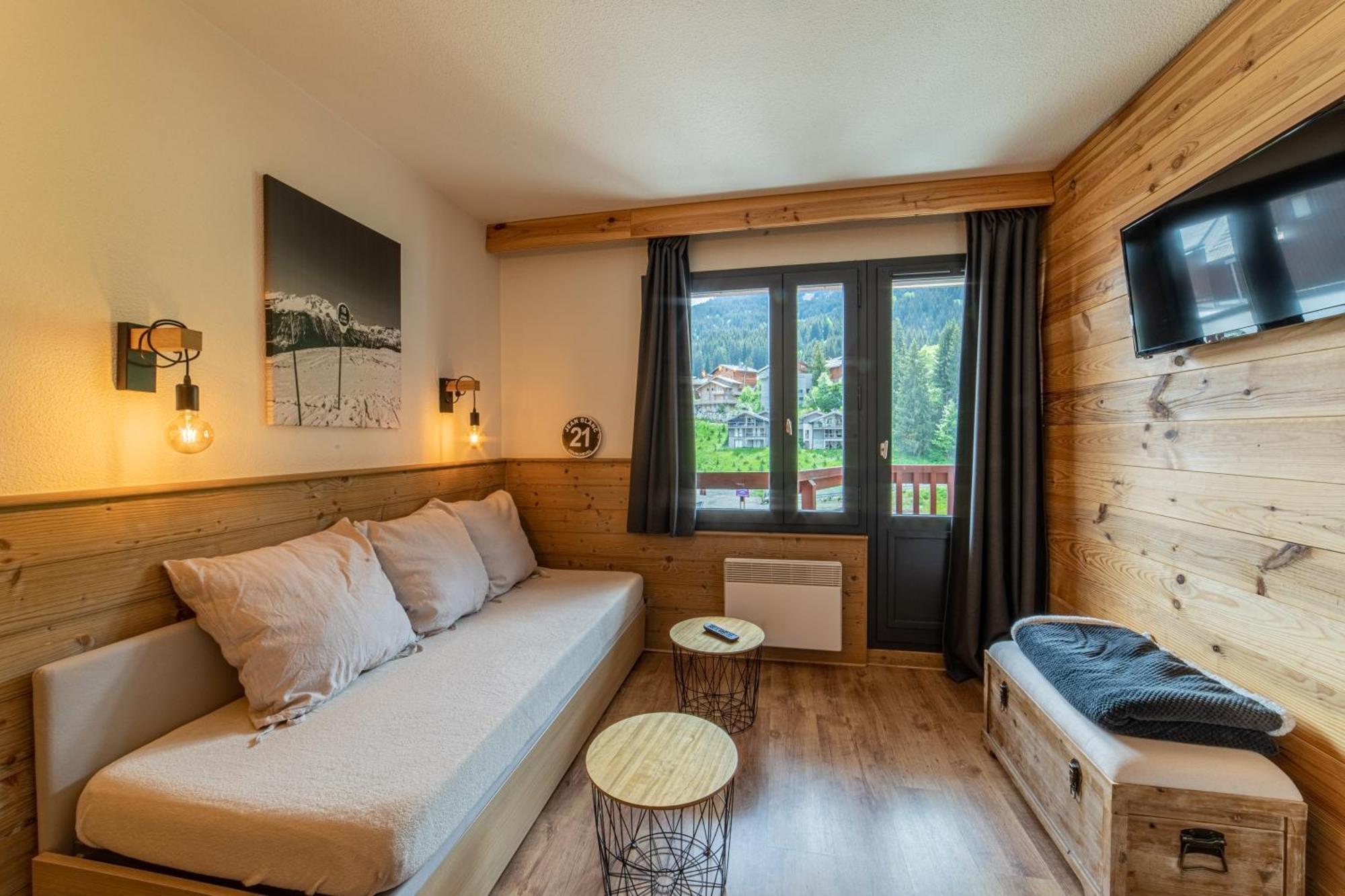 Апартаменти Courchevel Au Pied Des Pistes, La Tania Екстер'єр фото
